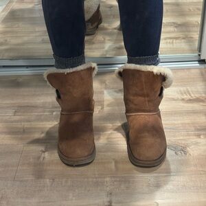 UGG Brown Ankle Boots with Cream Fur Lining